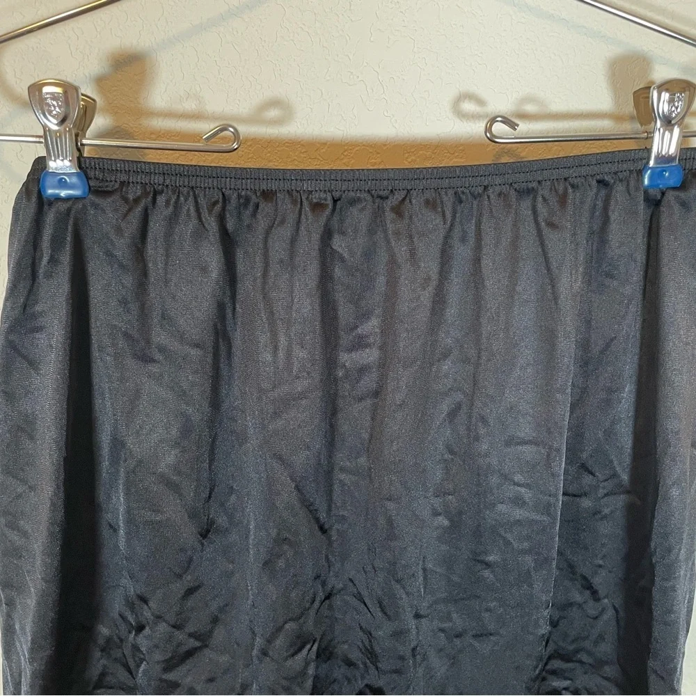 Vassarette Black Slip Skirt with Lace Detail
